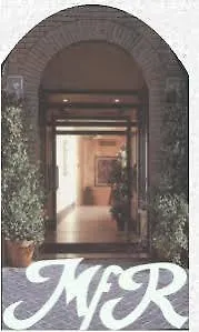 Mayfair 3*